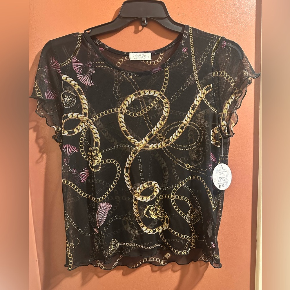 Chain Print Black Top